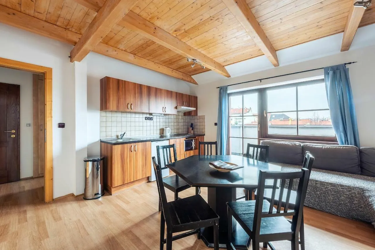 Family Apartments Praha 6 0*, Prague