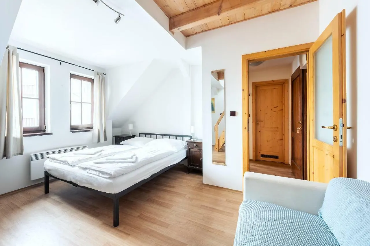Family Apartments Praha 6 0*, Прага Чехия