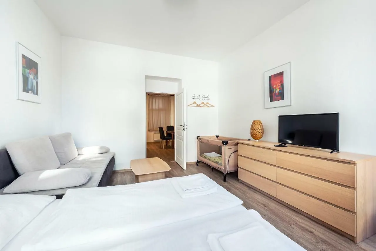 Family Apartments Praha 6