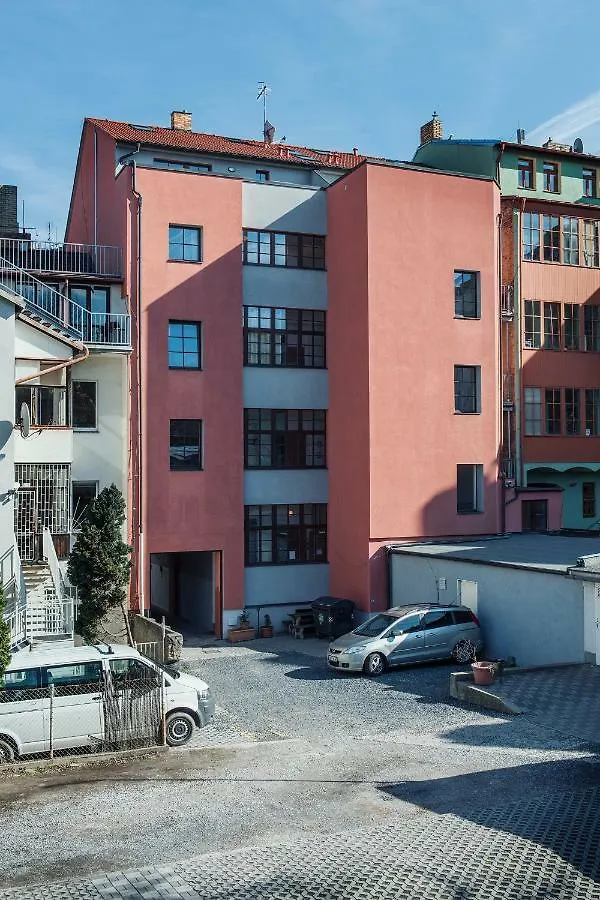 Family Apartments Praha 6 Прага